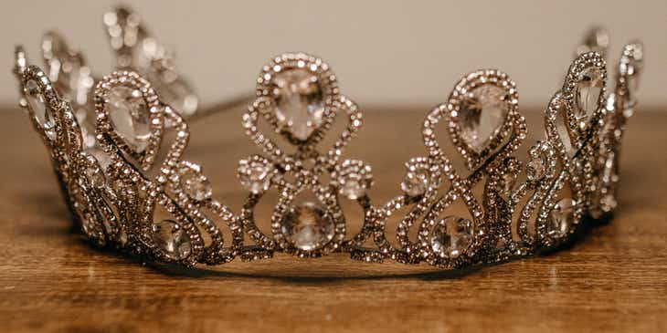 A crown on a table.